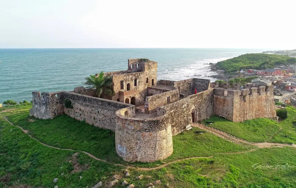 Fort Amsterdam (Abandze, Central Region)